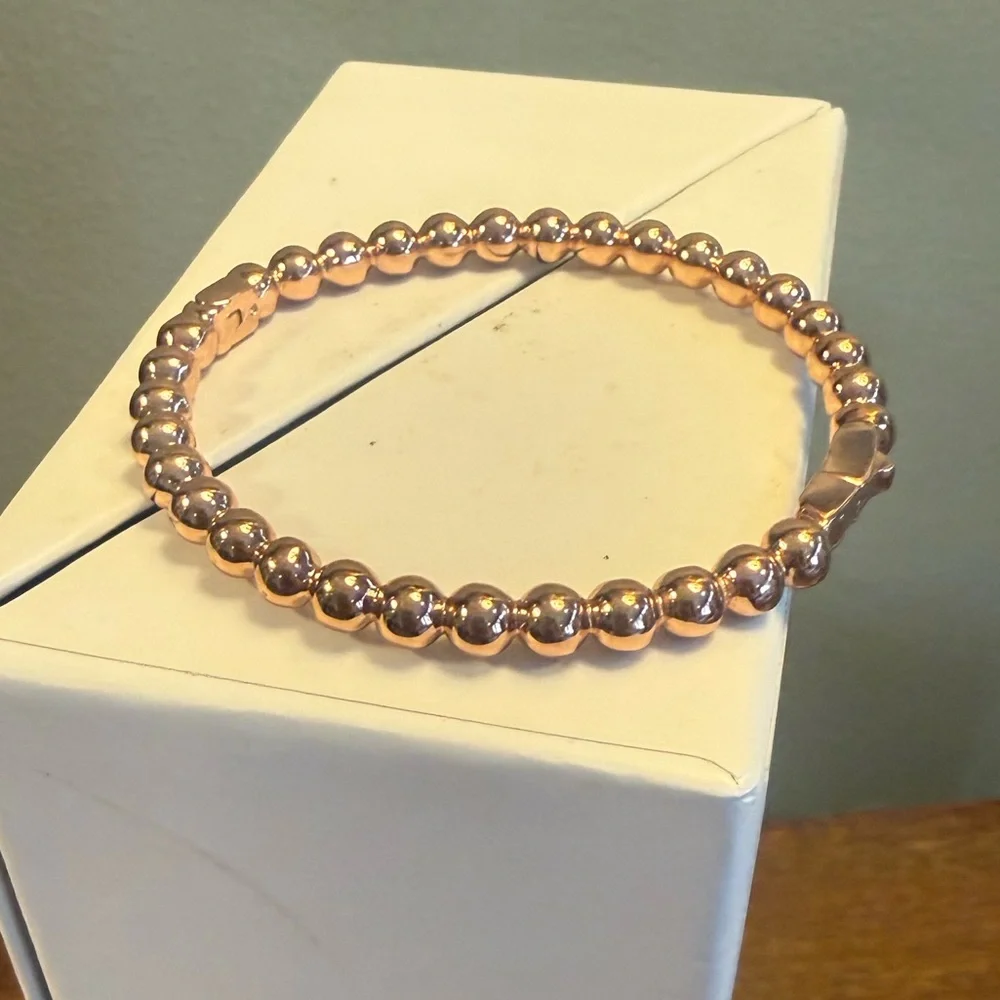 kate spade- Golden Girl - Ball -Hinged Bangle Bracelet -Rose Gold - Picture 2 of 5